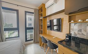 Apollo Studio